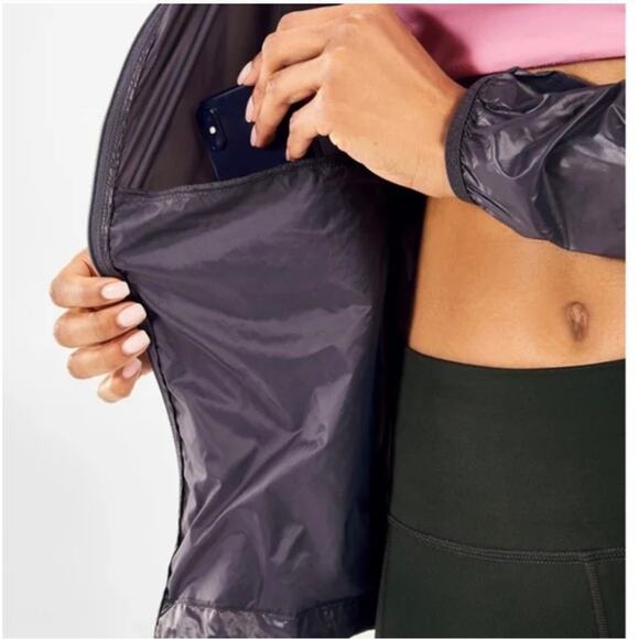 Fabletics Kali Run Jacket Hooded Packable Lightweight Nylon Vent Blue Small - Picture 4 of 12